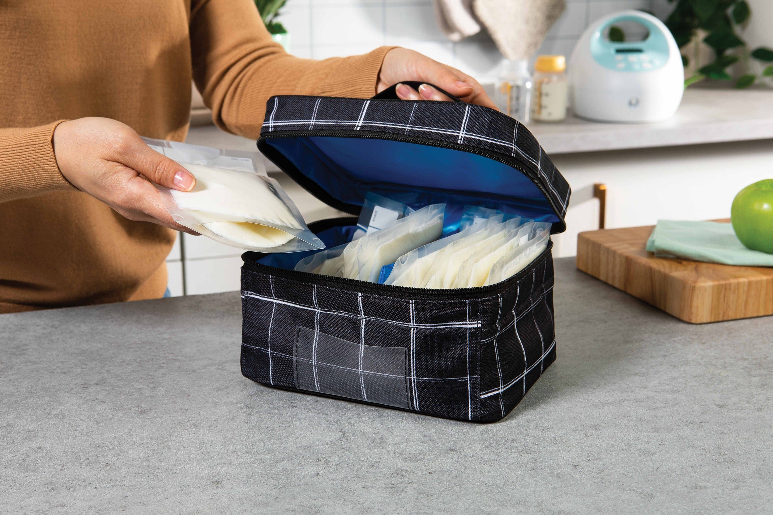 Freezable Baby Bottle Cooler Bag - Image 32