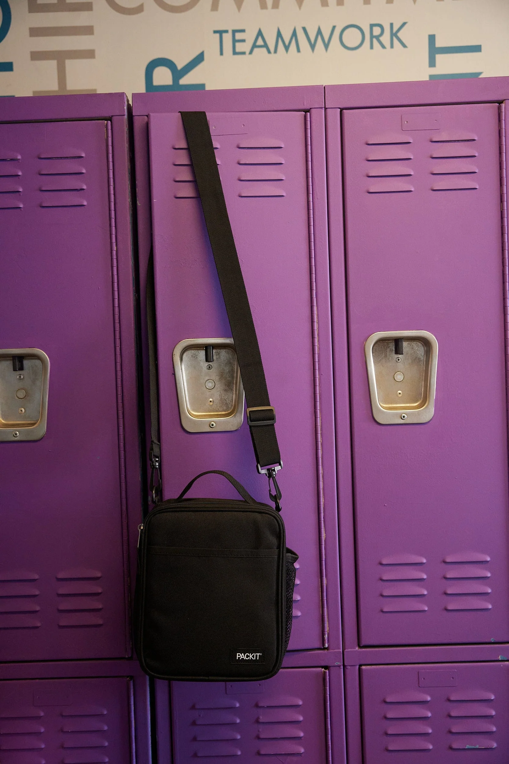 Freezable Crossbody Lunch Box - Image 24